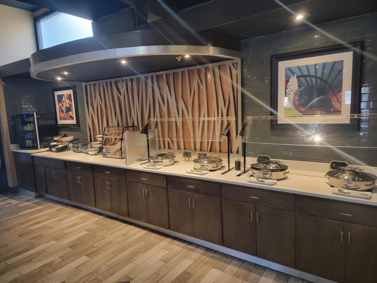 Holiday Inn Cleveland Northeast - Mentor By Ihg Exteriör bild